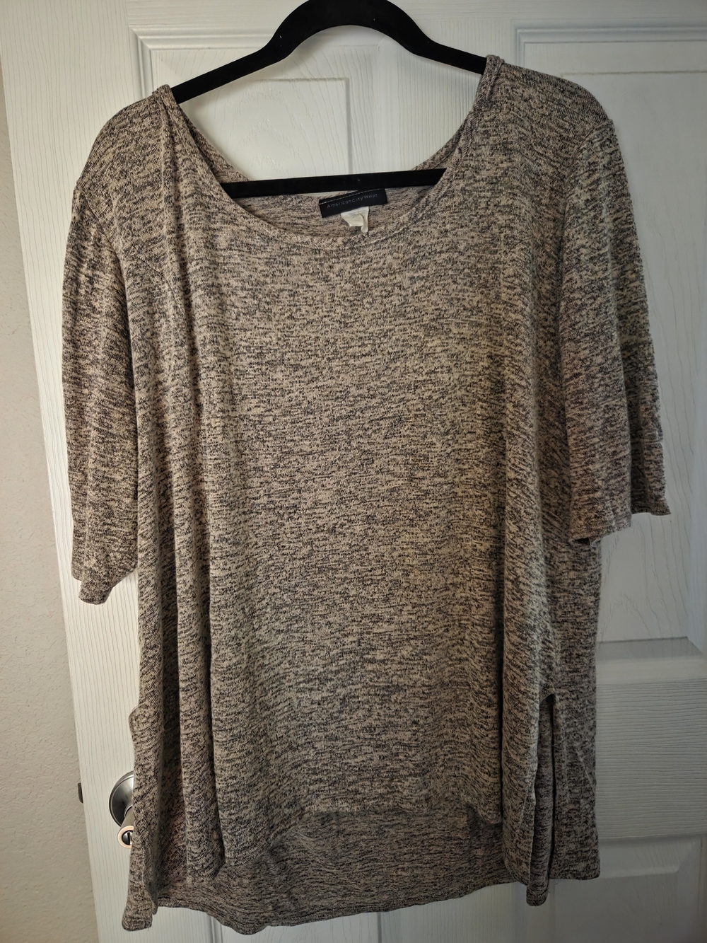 Americancitywear Relaxed Short-Sleeve Knit Top in Heathered Taupe Size Xl